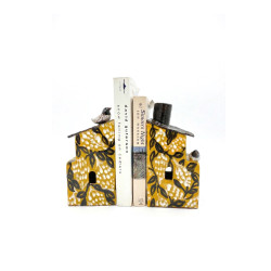 Bookends yellow